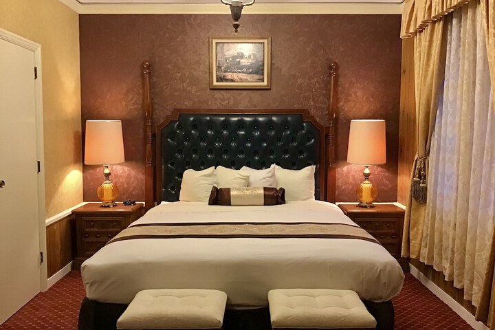 Eureka Inn Trademark Collection by Wyndham