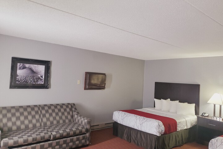 Blackstone Lodge & Suites