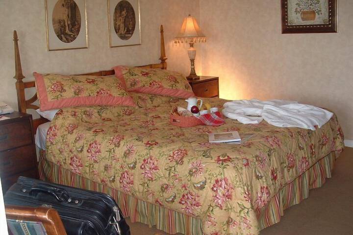 Room 54 of 74