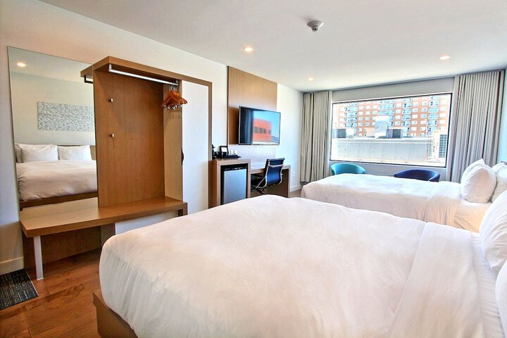 Room 71 of 112