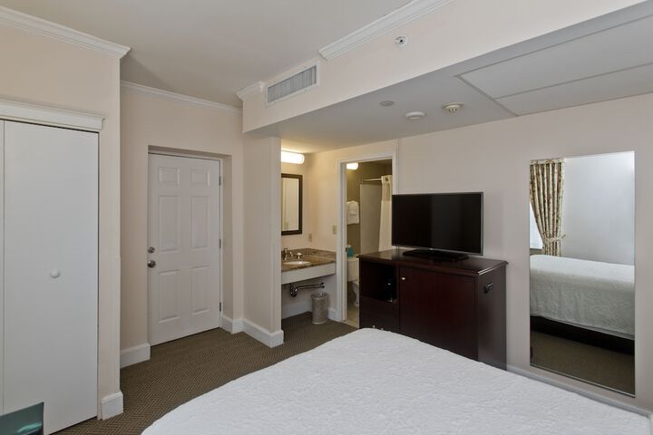 Room 36 of 47