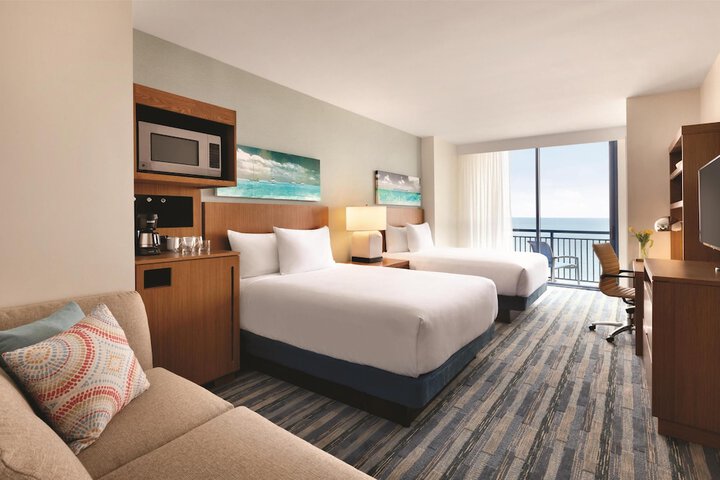 Hyatt House Virginia Beach / Oceanfront