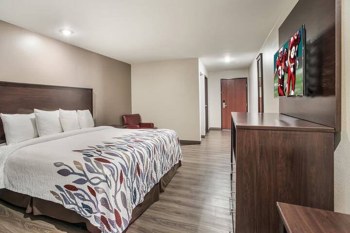Room 32 of 38