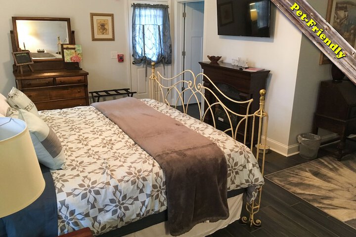 Room 27 of 56