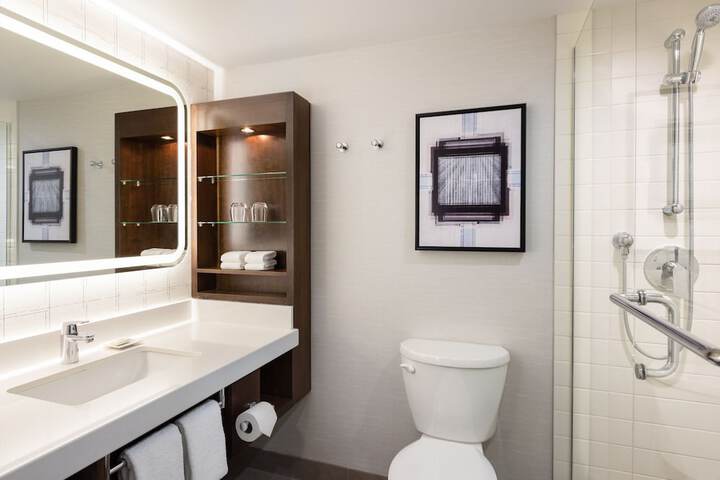 Room 41 of 158