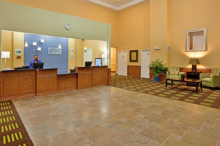 Hotel Interior 8 of 48