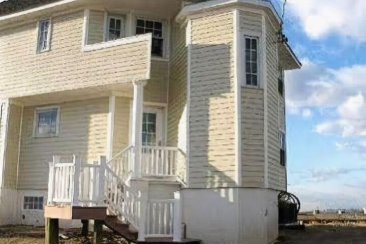 Hotel 11 of 21