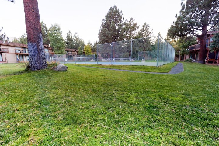 Property Grounds 33 of 44