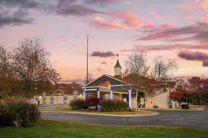 Best Western Mystic Hotel