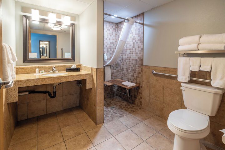 AmericInn by Wyndham Valley City - Conference Center