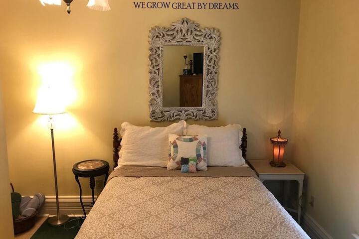 Room 46 of 89