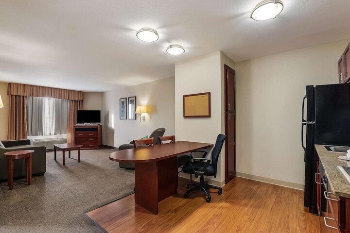 Room 44 of 57