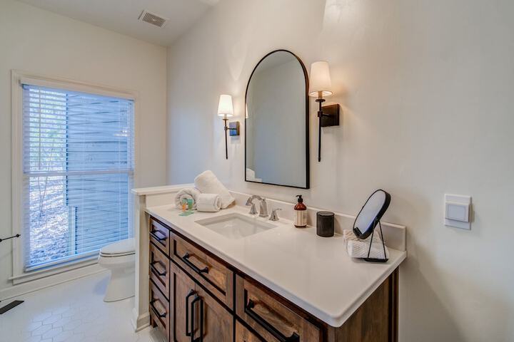Luxury Mountain Home in Big Canoe! Golf / Lake / EV / Game Room!