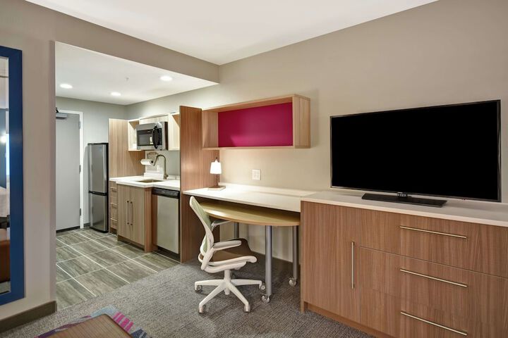 Room 18 of 35