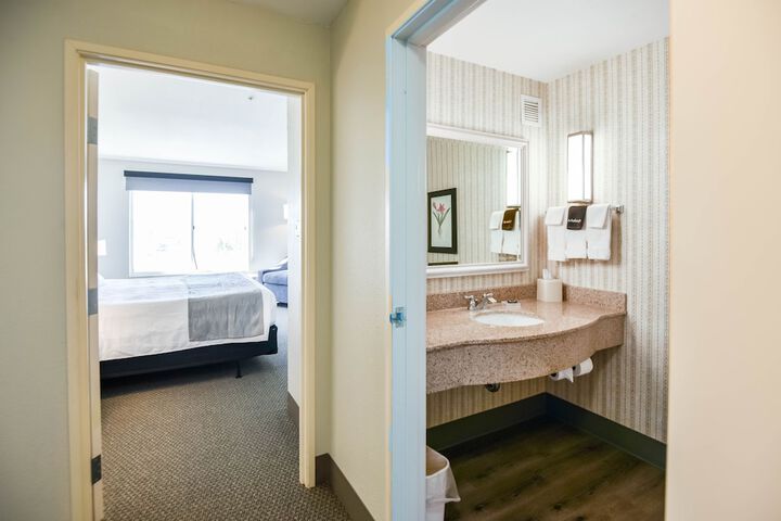 Shutters Hotel