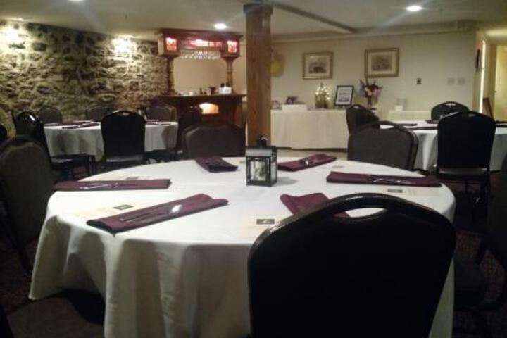Audubons Grill & Bar