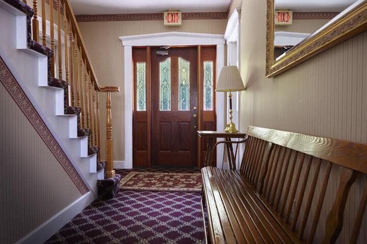 THE ANDRIE ROSE INN