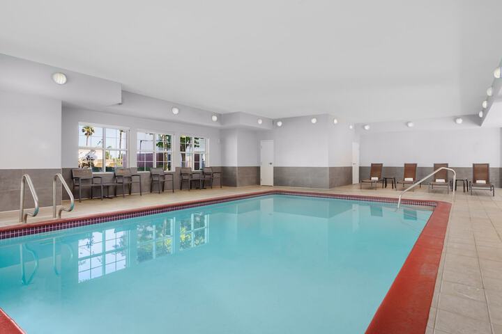 Pool 4 of 32