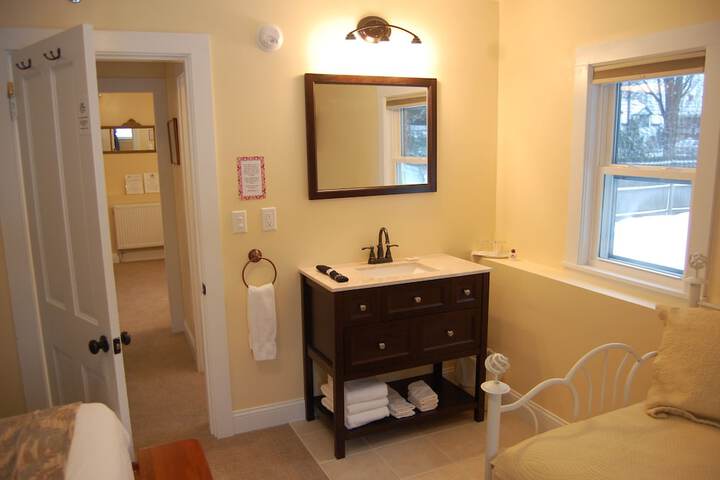 Room 47 of 129
