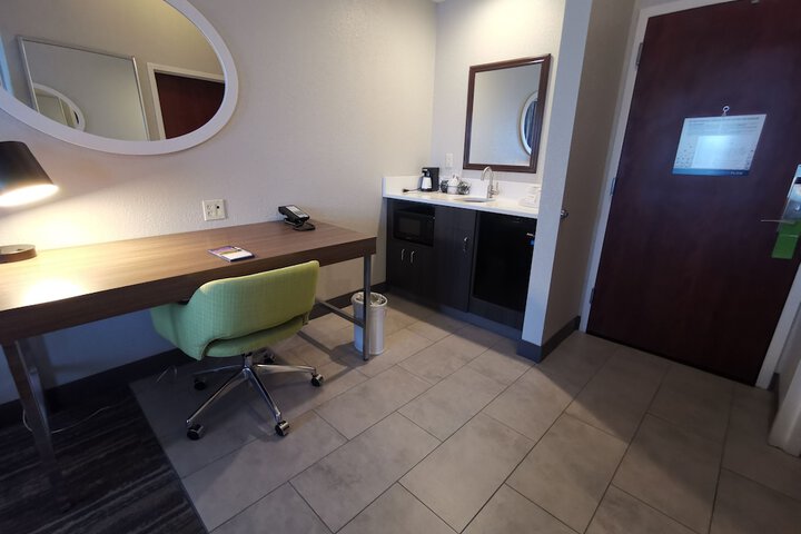 Room 20 of 82