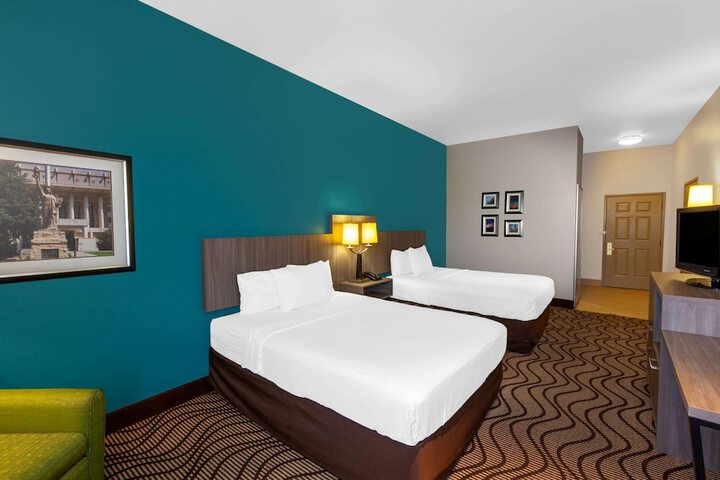 Room 20 of 31