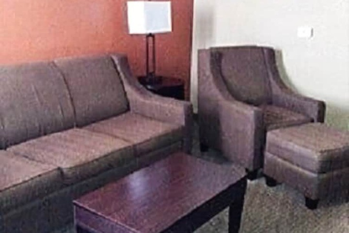 Comfort Inn & Suites Evansville Airport