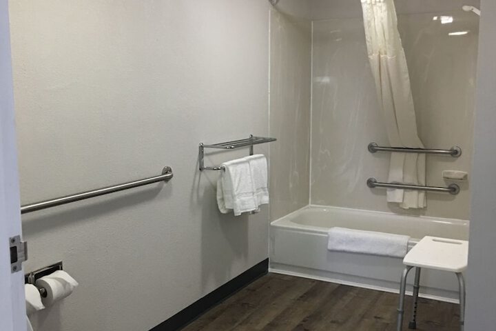 Quality Inn Greenville near University
