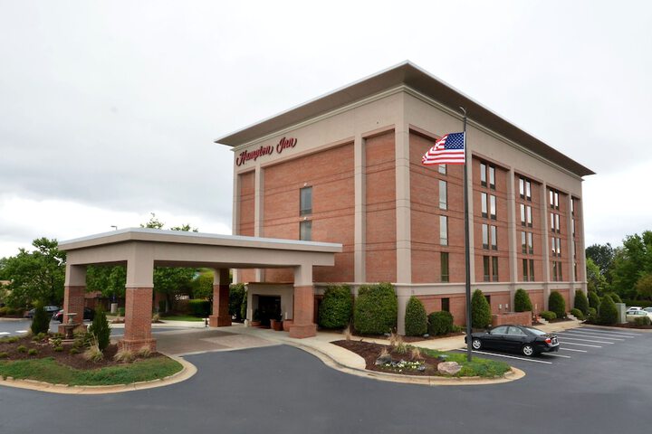 Hotel 5 of 55
