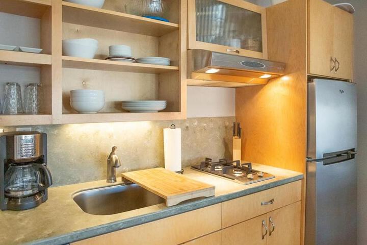 90 San Luis Street Unit B