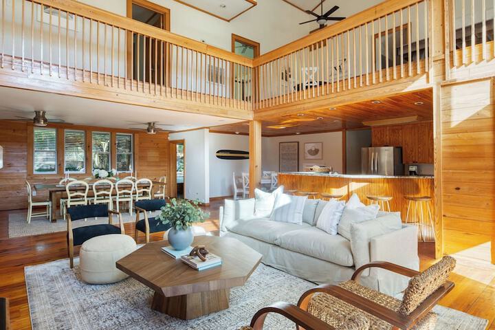 Raven by Avantstay Entertainers Dream w / Pool Hot Tub, Game Room! 9 Brs!