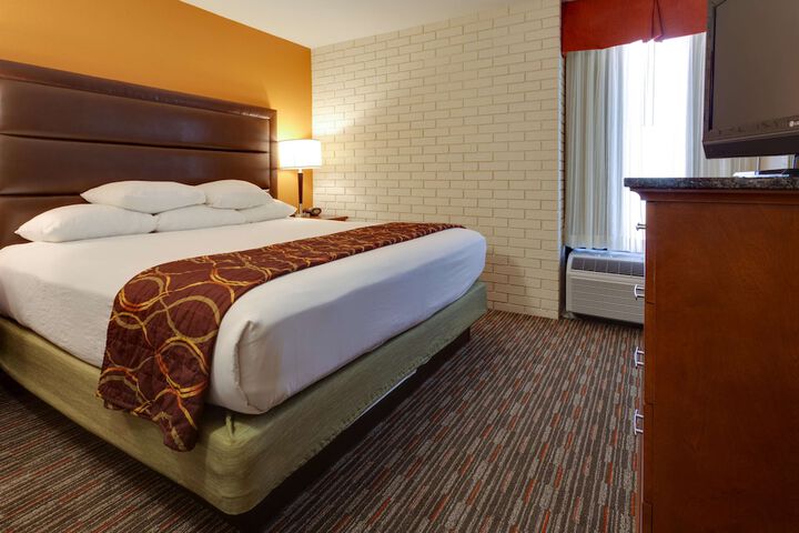 Room 10 of 46