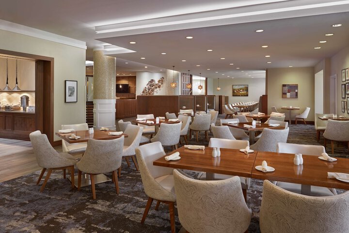 Dining 68 of 75