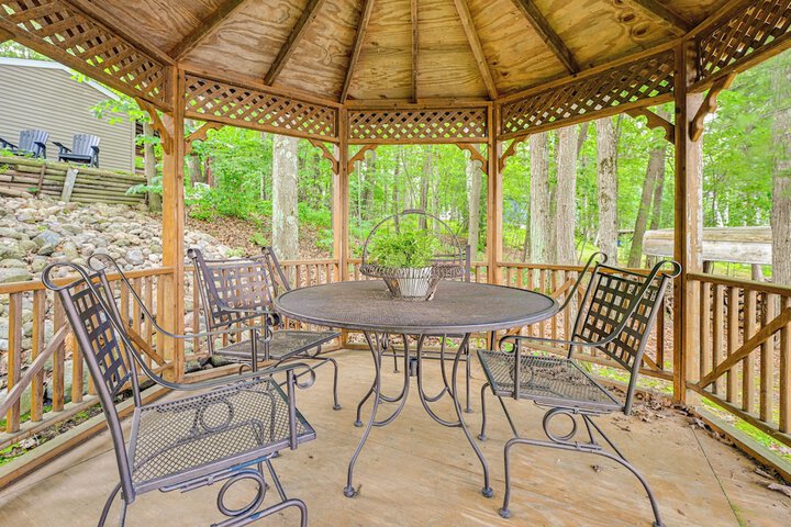 Lakefront Home w / Private Beach in Rhinelander!