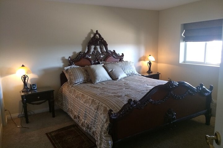 Room 44 of 65