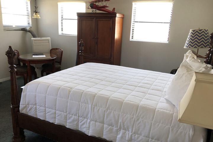 Room 90 of 162