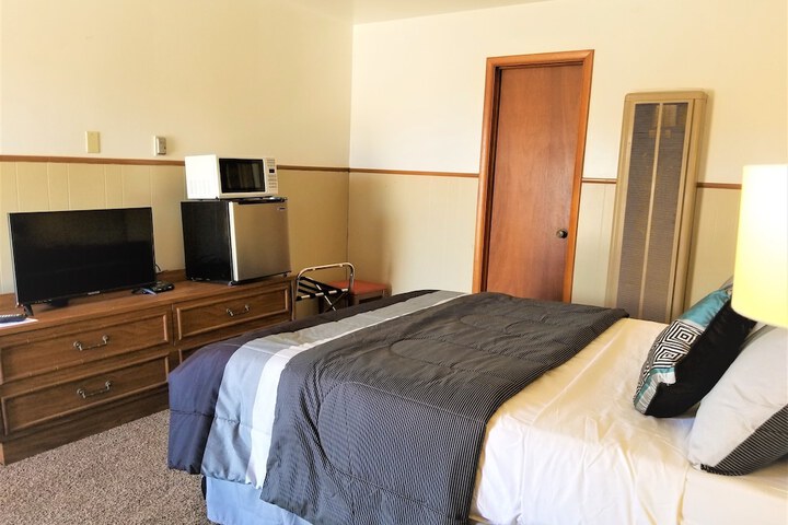 Room 35 of 81