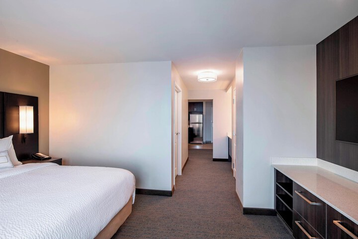 Room 22 of 46