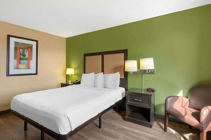 Room 38 of 40