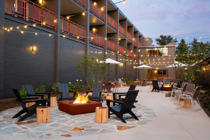 Rhodes Motor Lodge