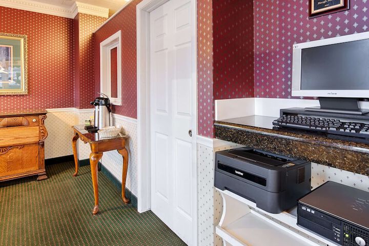 Baugh Motel SureStay Collection by Best Western