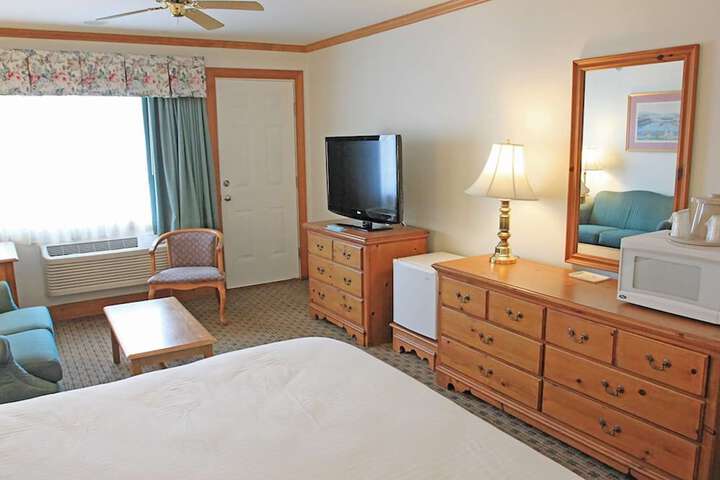 Room 109 of 142