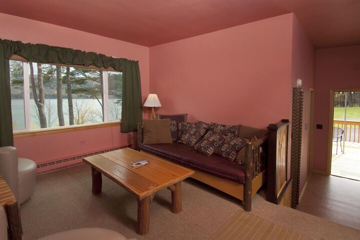 Room 23 of 46