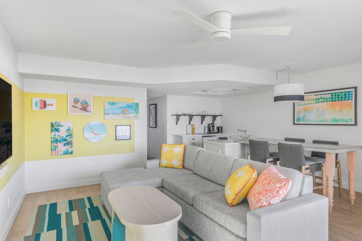 Beach House Suites by the Don CeSar