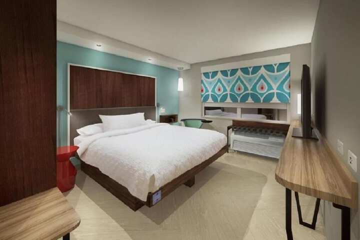 Room 35 of 52