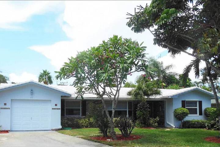 Poolside Retreat Boynton Beach