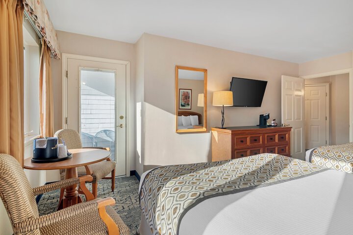 Room 100 of 134