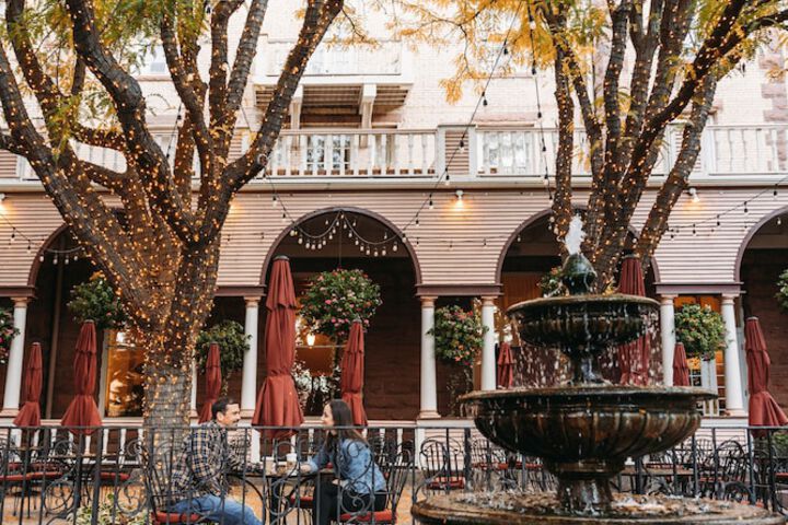 Hotel Colorado