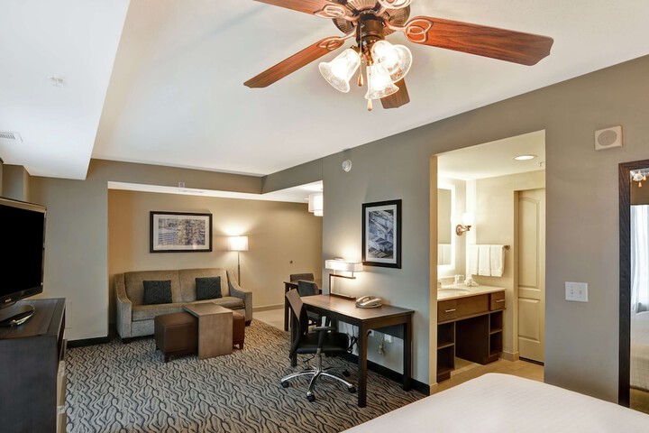 Room 15 of 44