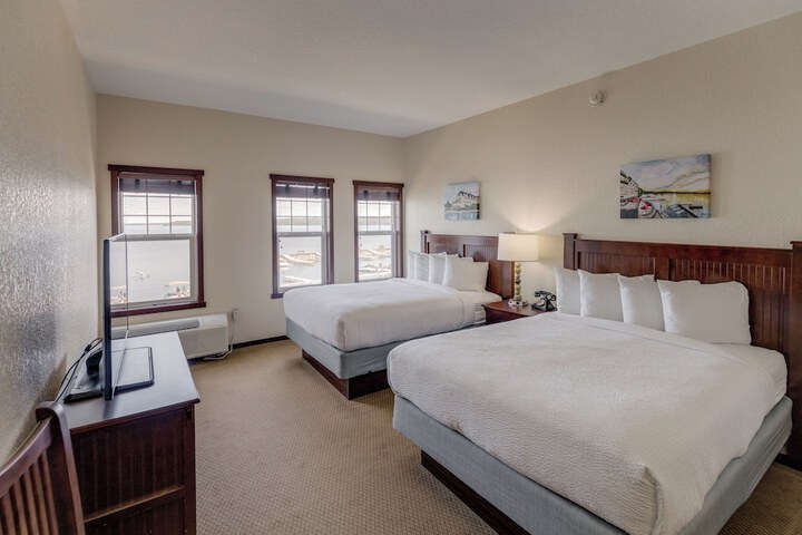 Room 73 of 250