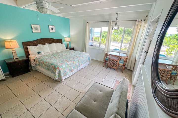 Room 43 of 61